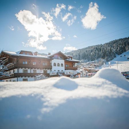 Alpines Gourmet Hotel Montanara Flachau Kültér fotó