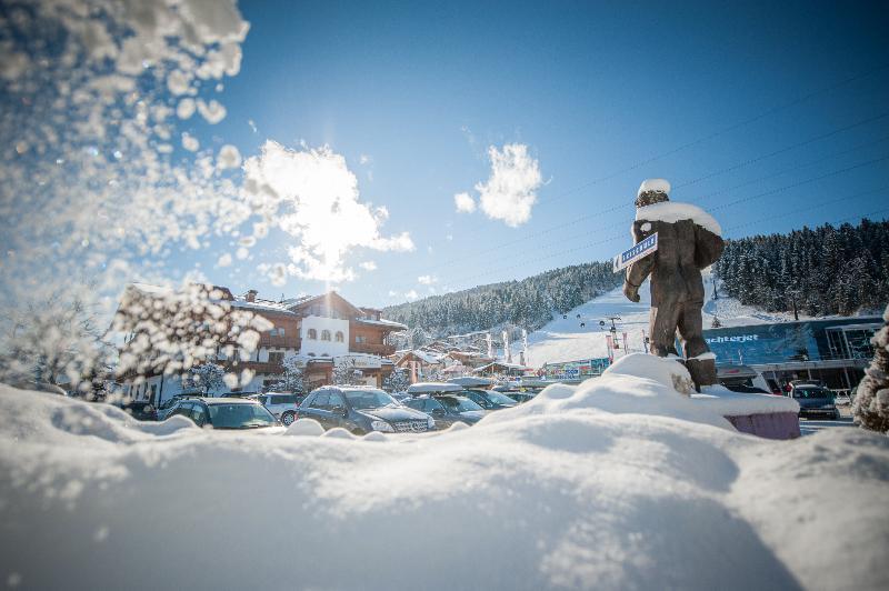 Alpines Gourmet Hotel Montanara Flachau Kültér fotó